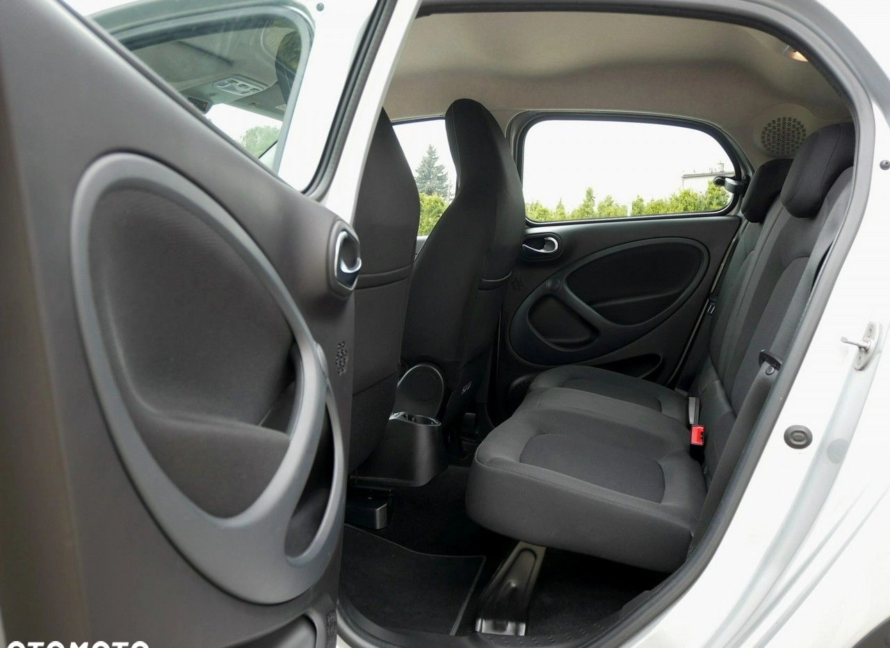 Smart Forfour cena 39800 przebieg: 38000, rok produkcji 2018 z Krzywiń małe 596
